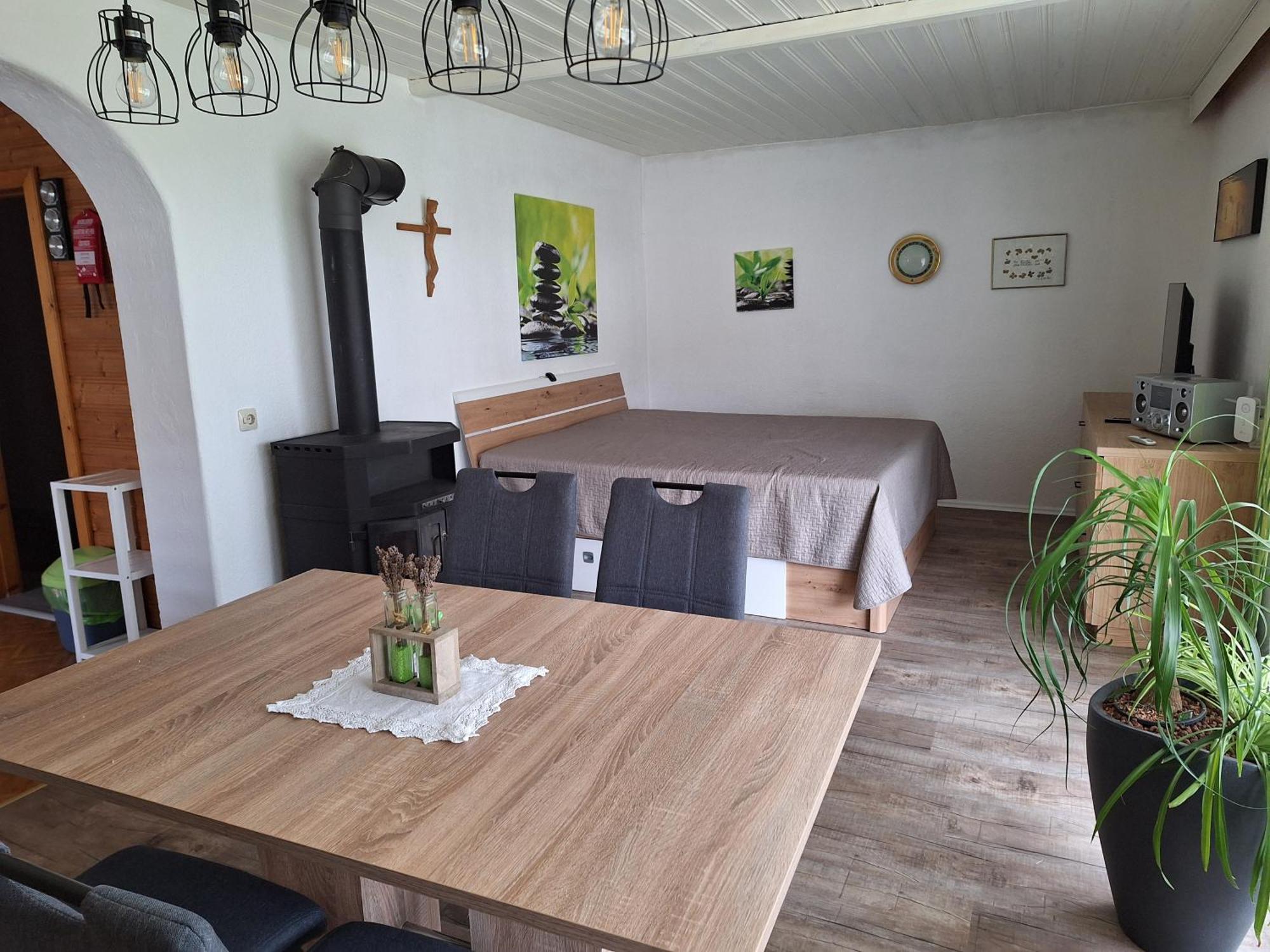 Apartment Eva Sautens Bagian luar foto